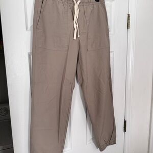 Vineyard Vines Men's Beige Joggers two pairs